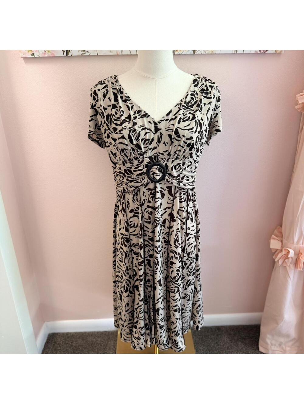Perceptions New York floral midi dress
